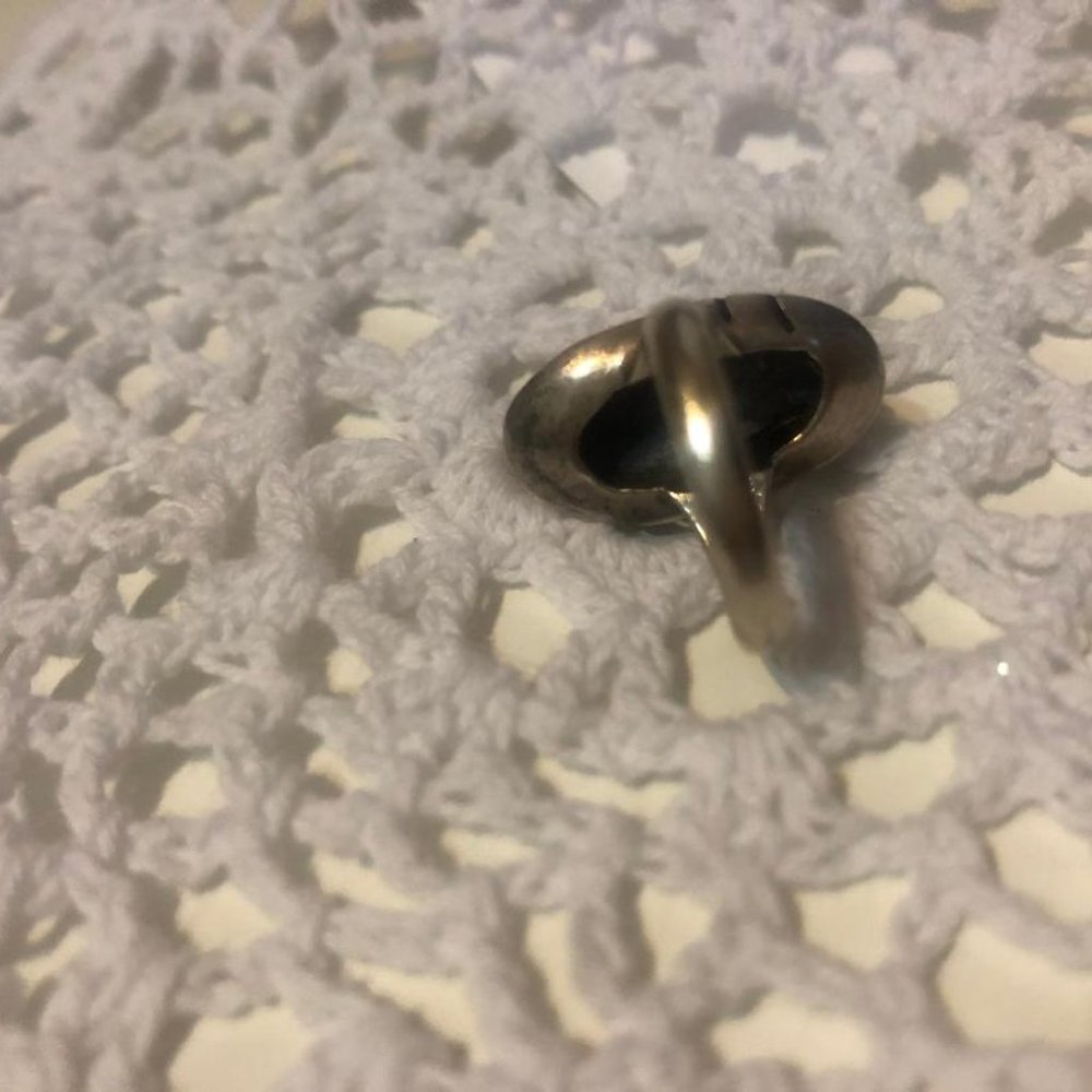 VINTAGE SEMI-PRECIOUS SILVER RING - EUC - Picture 4 of 5